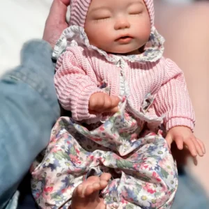 Lil’ Miracle: 35 cm Hyper-Realistic Full Silicone Reborn Baby Girl Doll – Bath-Ready & Beautifully Hand-Painted
