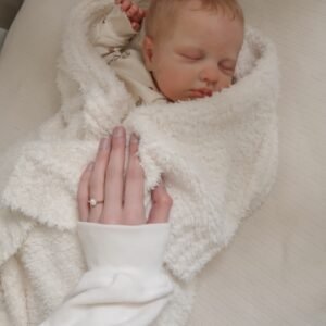 Mogle 26-inch full-body silicone reborn baby girl